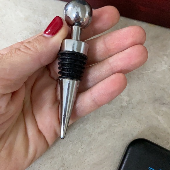 Wine Bottle Accessories - Picture 5 of 5